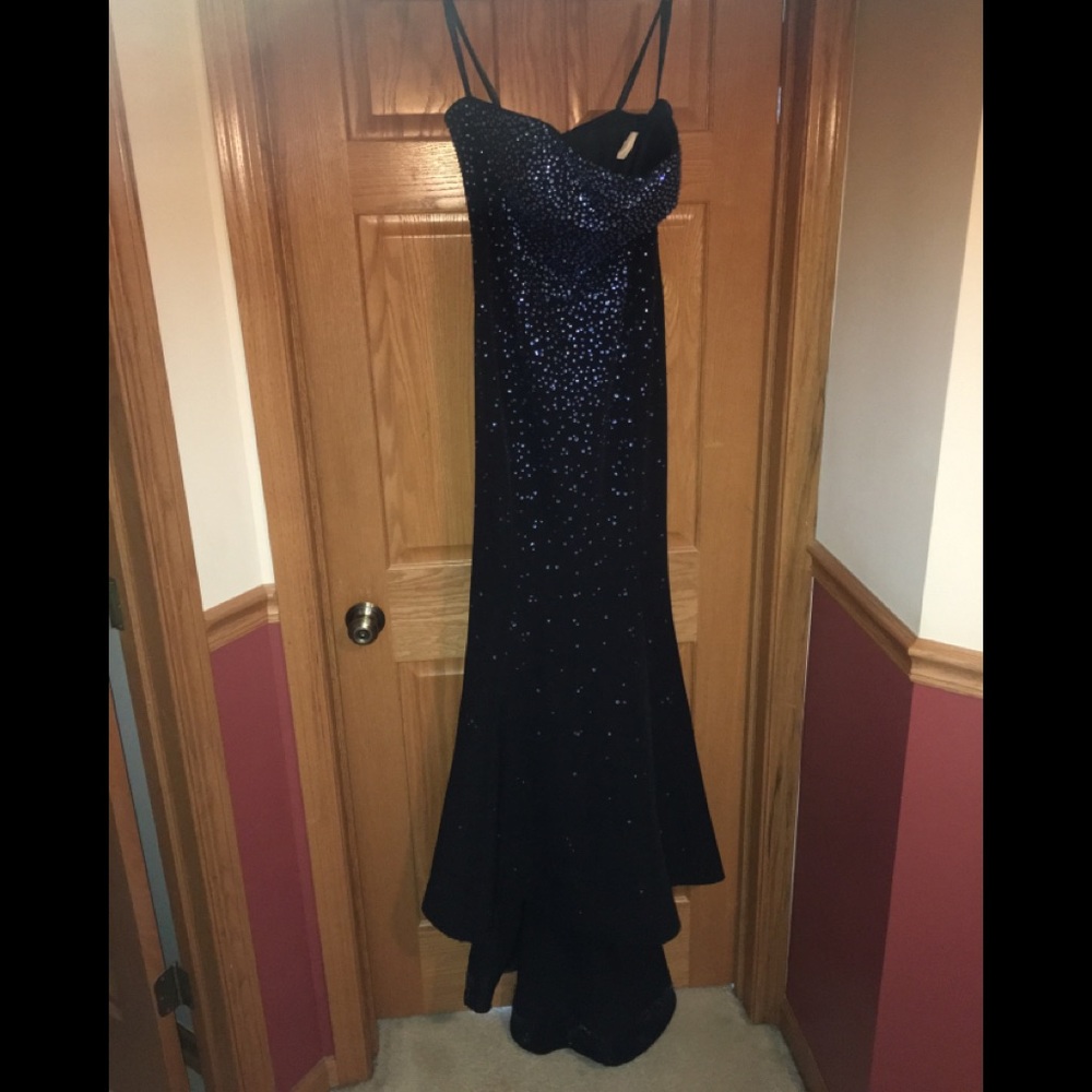 PROM DRESS💐 - Picture 8 of 8